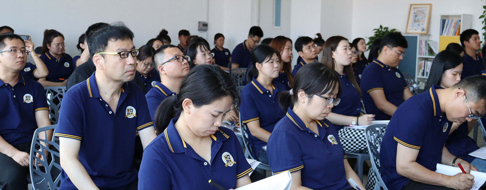 老年女人的黄色片看